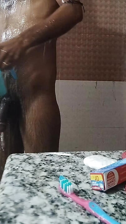 Desi boy hotel bhatroom is salwar