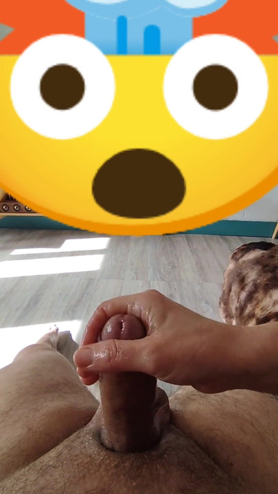Spektakulärer moment aus "Mein bester freund wichst mich, um kokosöl 😁 zu testen"