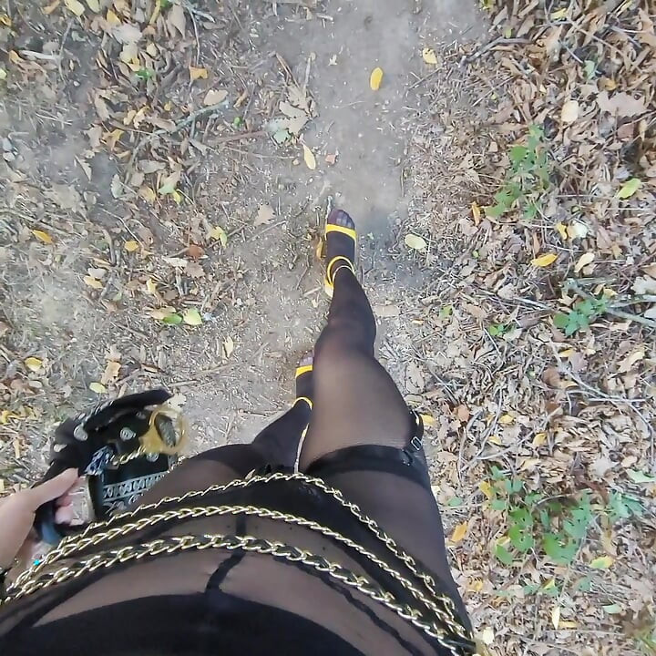 Exhibit P🚗U B L I C en Pute on a Parking Lot in the Forest, at La Faisanderie 91. Fanciful Tights, Thong [4sep25] Meet CoKiiNE! VaneSsaBiTCHx