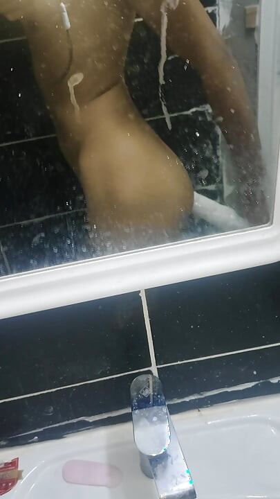 30cm long dildo in my ass🍆