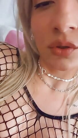 EllaCharm video