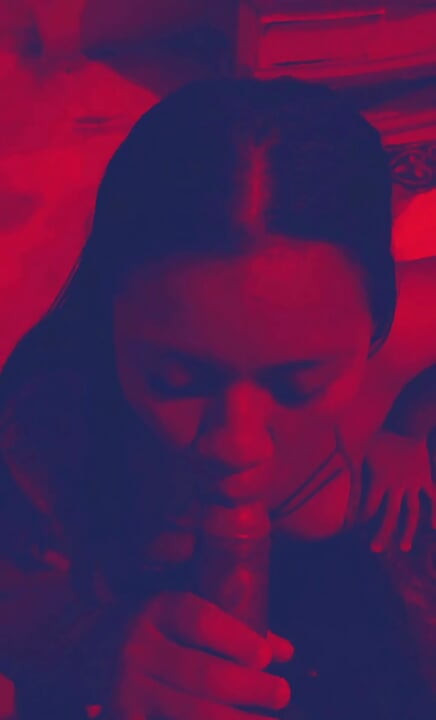 Îmi iubesc vecina cu curul