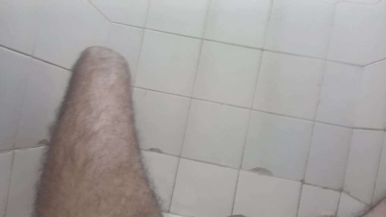 Polla que se corre en la boca