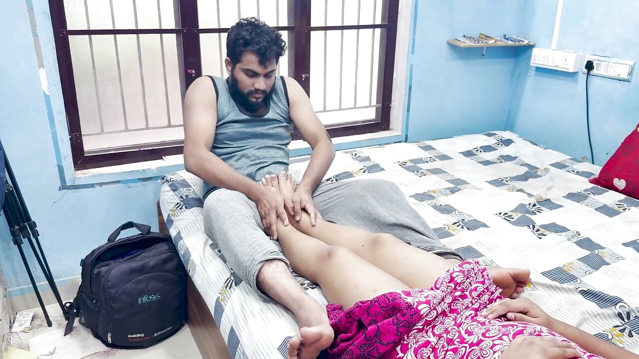 Step Stepbrother Seduce Step Stepsister for Feet Massage and Feet Kiss