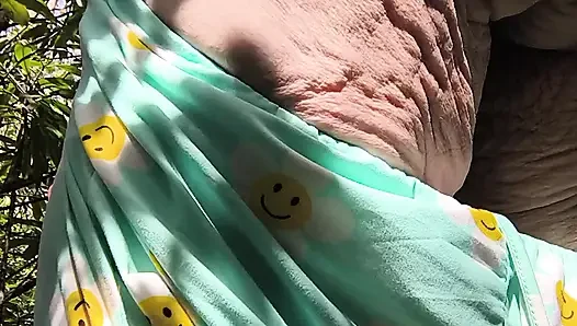 Pantat bahenol cewek sange ini dientot habis-habisan sampai lubangnya menganga lebar
