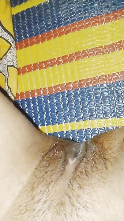 Bangladeshi insta model Sumaiya Sayeed  viral sex video