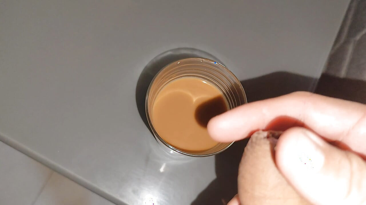 Young Straight Guy Uses Hot New Method on His Dick.