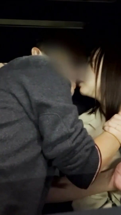 Первинне бажання і розбещена любов. Незважаючи на свою ніжну посмішку, вона нас просочила | Кліп 1