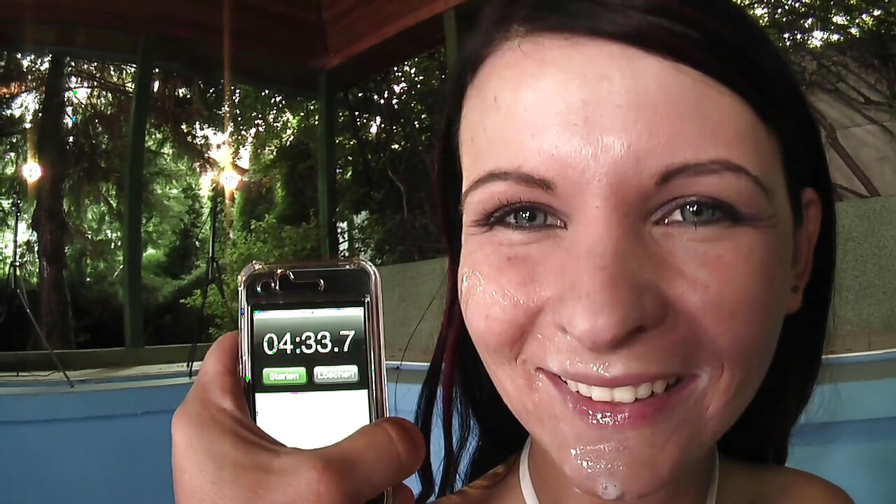 Seksi lal balon vali larki aautdor uska sakht gora lnd choosti hai