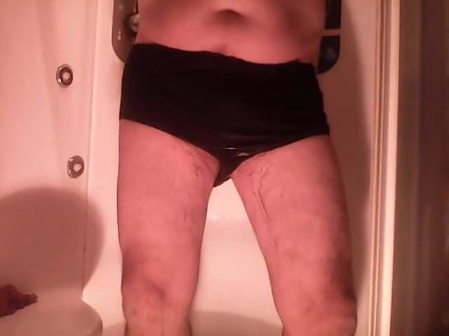 Pissing my panties