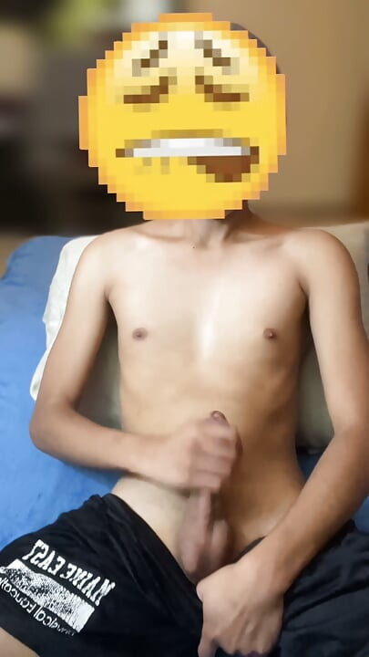 🔥한 남자가 그녀를 끌어당기는 장면