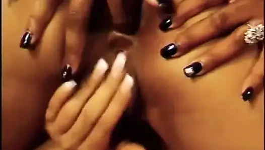 Seksi zenci kızlarda büyük beyaz penis