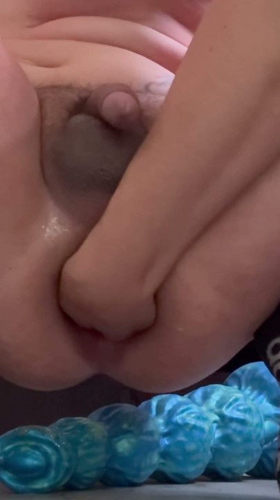Anal stretch | Clip 2