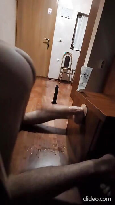 10인치 딜도로 연습하기