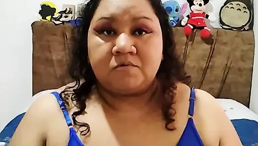 Dan jika kita menghabiskan sedikit waktu melakukan make-up kami, nikmatilah pertama kalinya