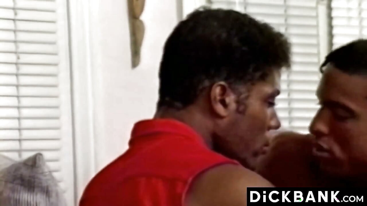 Cơ bắp rick pantera fucks rio belafonte wet hole