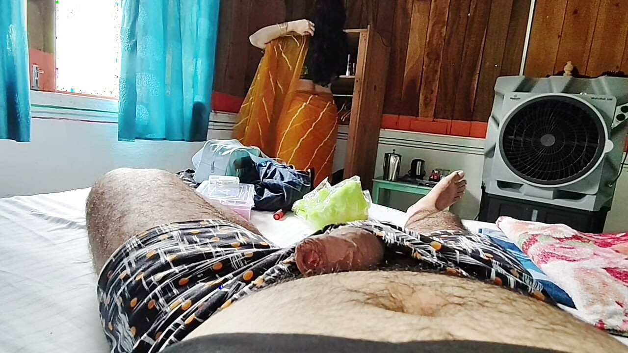 Big Ass cute Desi Indian bhabhi Changing Dress Infront of Her Stepbrother's Ass and Rough sex
