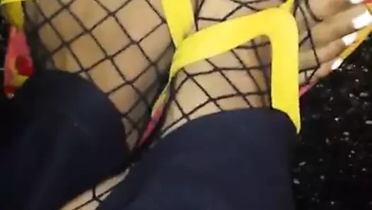 gece olmak bir ayak sürtük