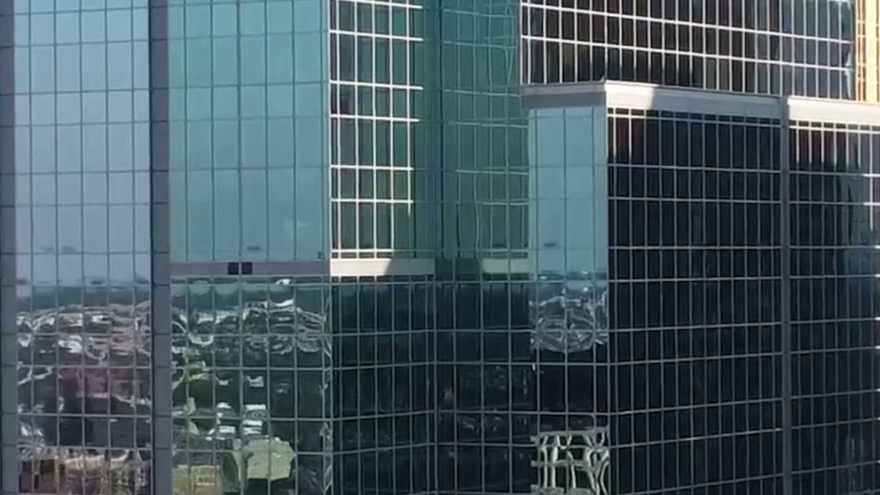Small Asian, Big City, White Cock - What a good combination?