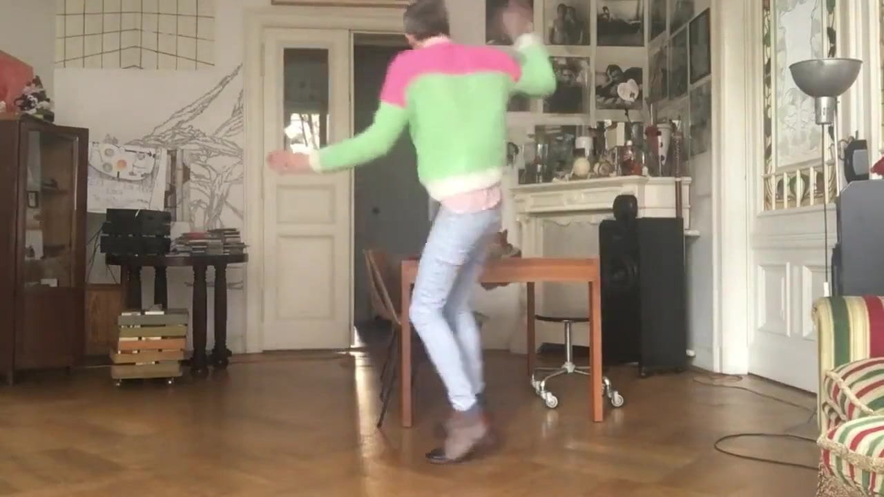 PUSSY IS ALWAYS HUNGRY FOR RAW COCK