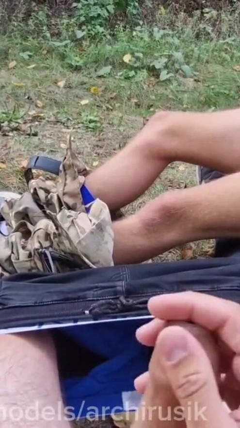 A passing cruise jerk gave a lot of cum from his big cock. A military recruit | Clip 2