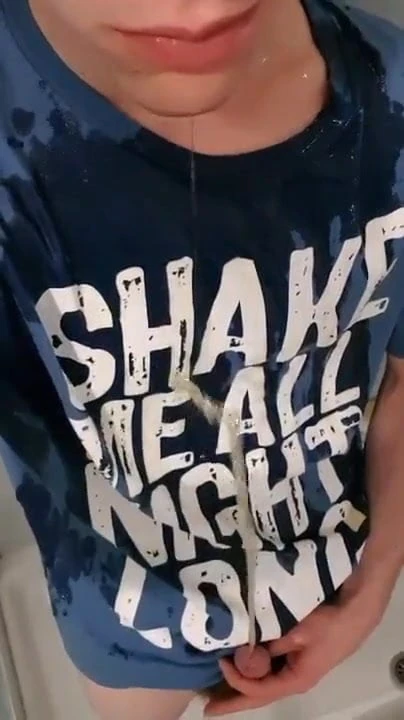 Twink pisses on hot print shirt