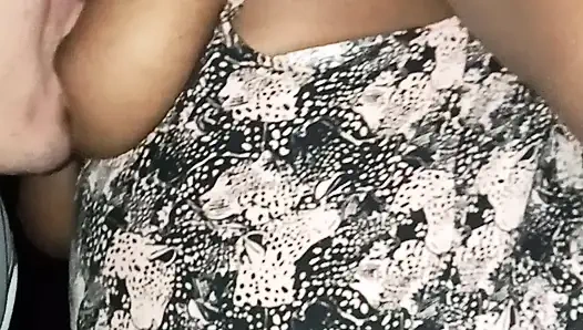 Karanlık sokakta zevk için en iyi fırsatlar kendilerini sunar