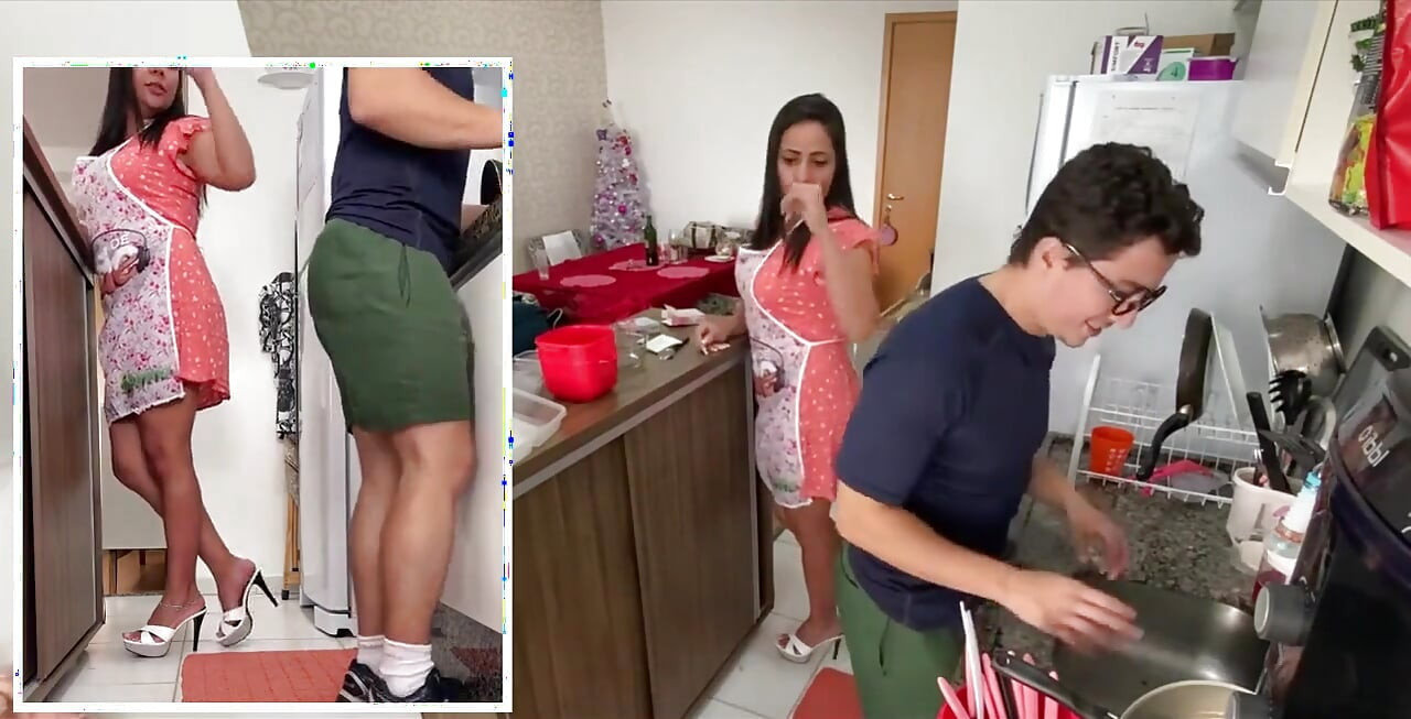 Hot MILF Cooking Teacher Ep 1