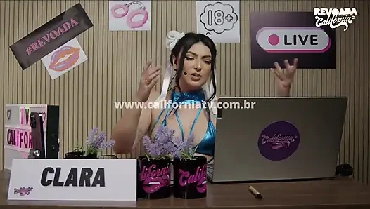 Полная жизни с лесбийским сексом