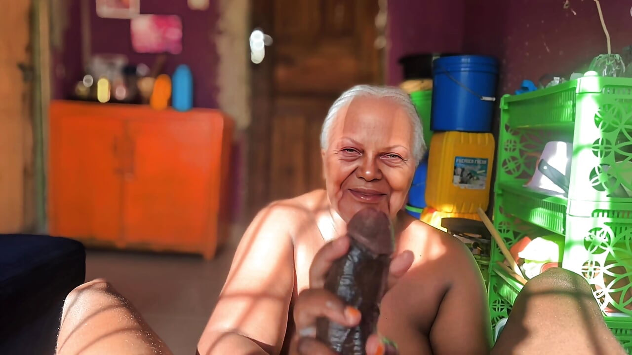 Horny Big Tits BBW Granny’s Pussy Wet