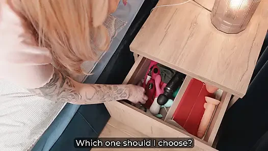 Step mom framed her pussy and got filled huge creampie.