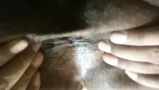 kıçımı yalamaya ihtiyacım var