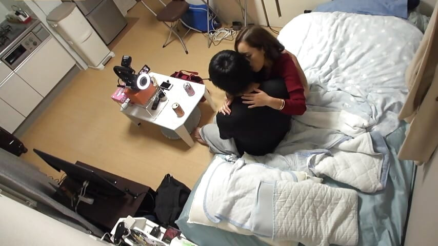 Belleza lujuriosa para alquilar, lista para convertir la tentación en un juego inolvidable.