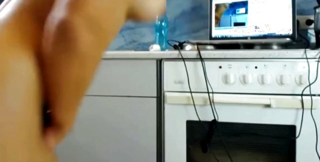 Teen Sexydea Flashing Boobs on Live Webcam