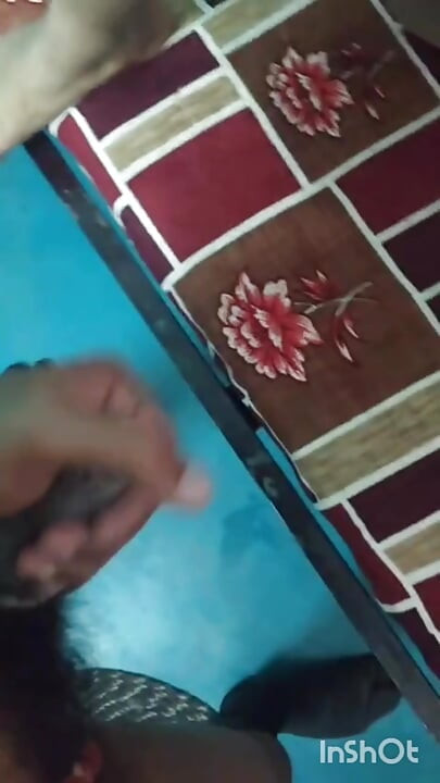 Akele me bhabhi ko choda