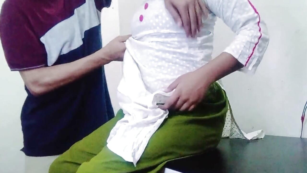 Cô gái teen quan hệ tình dục với anh trai kế phần 1