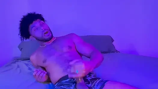 Penis sütünü sulutuyor