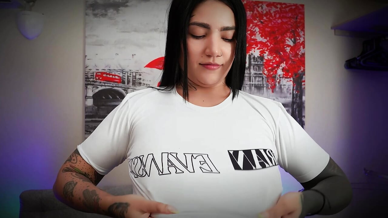 Colombian CULONA gets penetrated deep by a perverted casting agent in a modeling audition