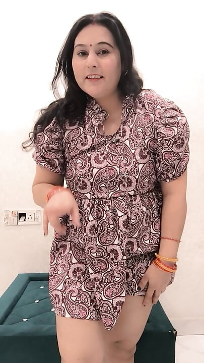 Puja ki jawani choot Pani Pani lund ki diwani big boob