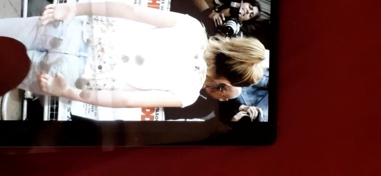 Cum on Emma Watson ass