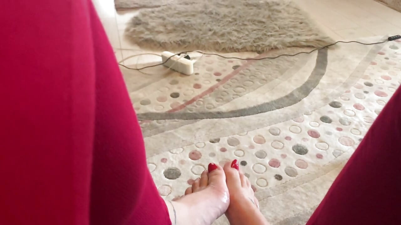 إذا كنت لا تستطيع التحمل والإذلال ، فلا تتوسل للرحمة.