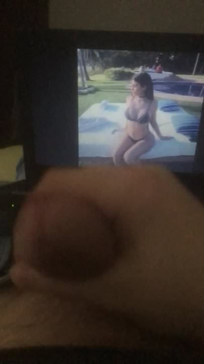 Cum Tribute to Kylie