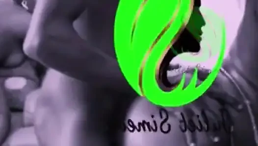 Я не думаю, что могу сделать, не трогая себя, когда я один.