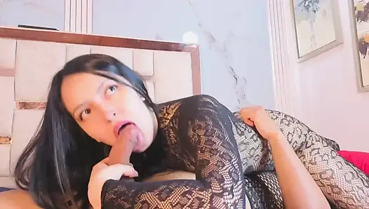 Sepong kontol enak sebelum mulai olahraga
