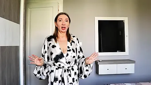 Mature Busty Futanari Reveals Her Secret For Stepson