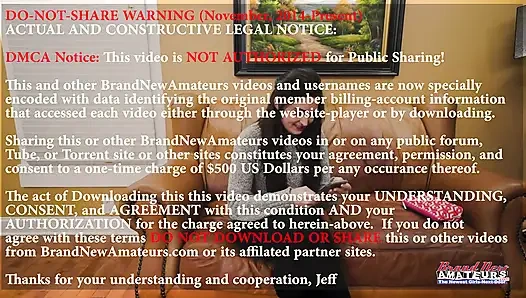 Elliot si mahasisdu rambut cokelat dengan jembut lebur lagi asik telan sperma sampai tenggorokan!