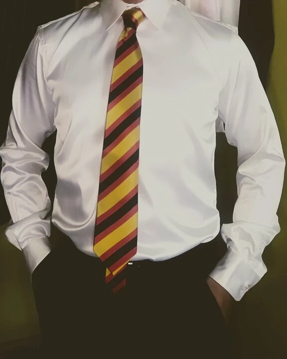 Jerking in shirt and tie