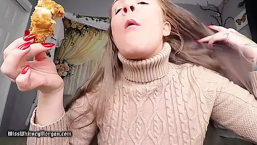 Miss Whitney Morgan: Fried Chicken Eating Asmr