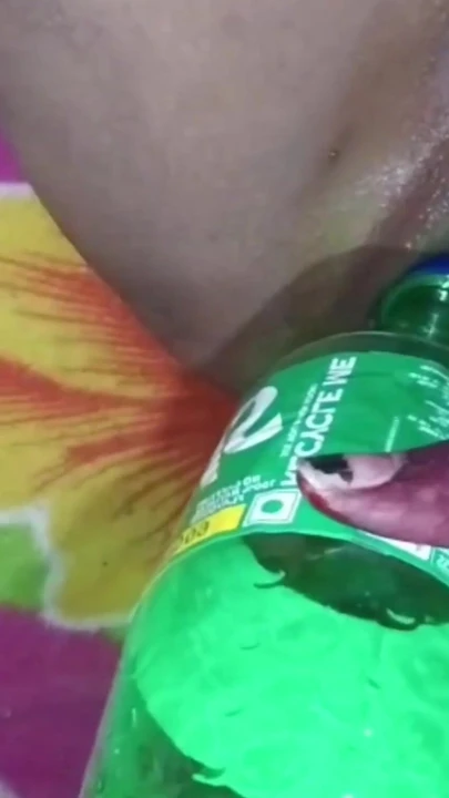My stepsister put a bottle of Sprite in her pussy and drained her pussy? | Clip 1