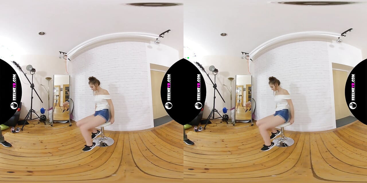 Sanija, premier entretien vidéo en réalité virtuelle nue en 3D